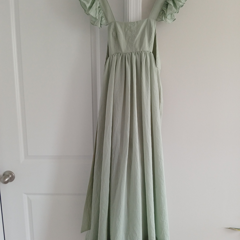 Light Green Ruffle Sleeve Dress